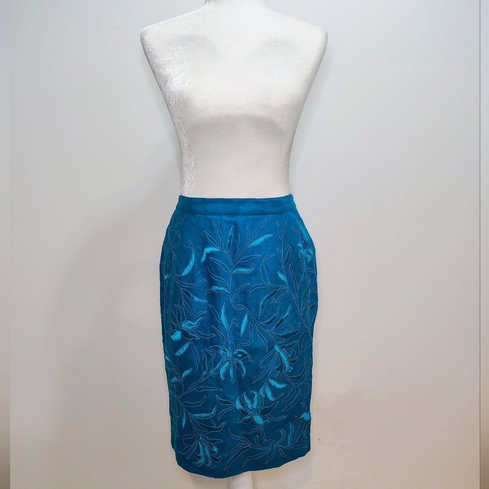 Vintage Carmen Marc Valvo 100% Linen Embroidered Lined Blue Career Skirt Size 8‎